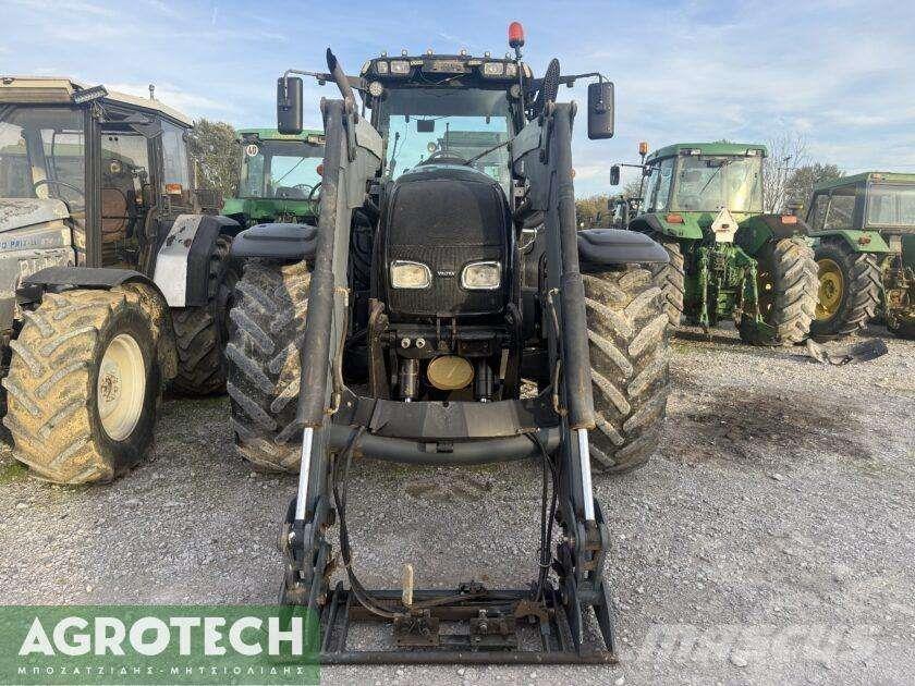 Valtra T 190 Traktoriai