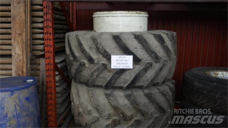 AP 600/65R28 Padangos, ratai ir ratlankiai