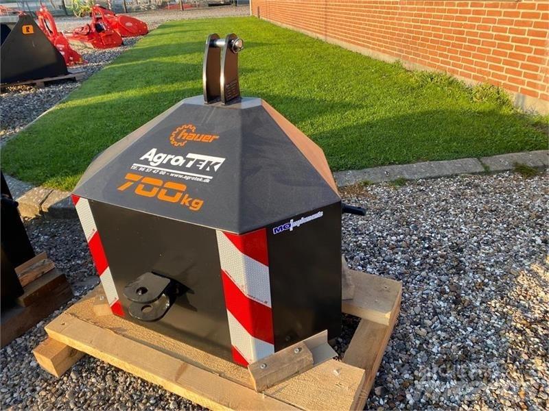Hauer 700 KG Kiti naudoti traktorių priedai