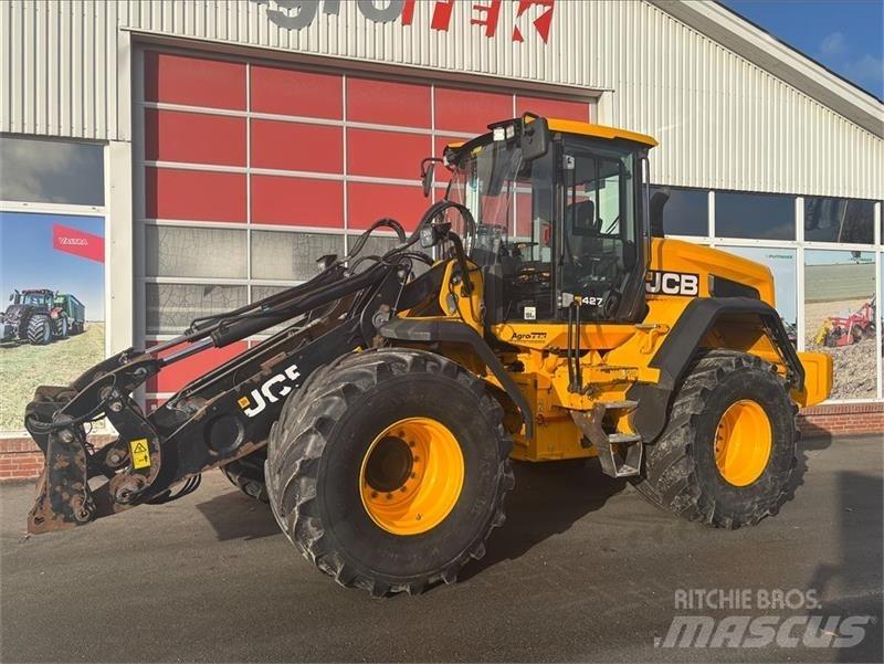 JCB 427 Agri Naudoti ratiniai krautuvai