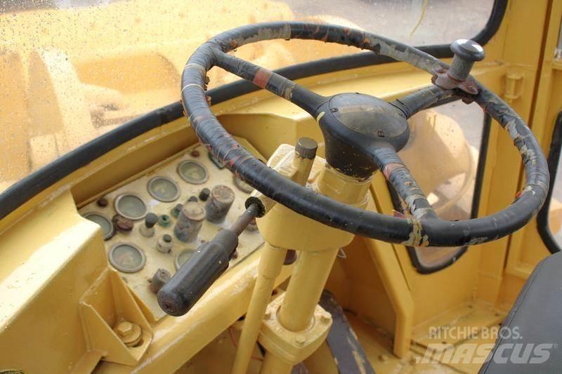 CAT 966 C Naudoti ratiniai krautuvai