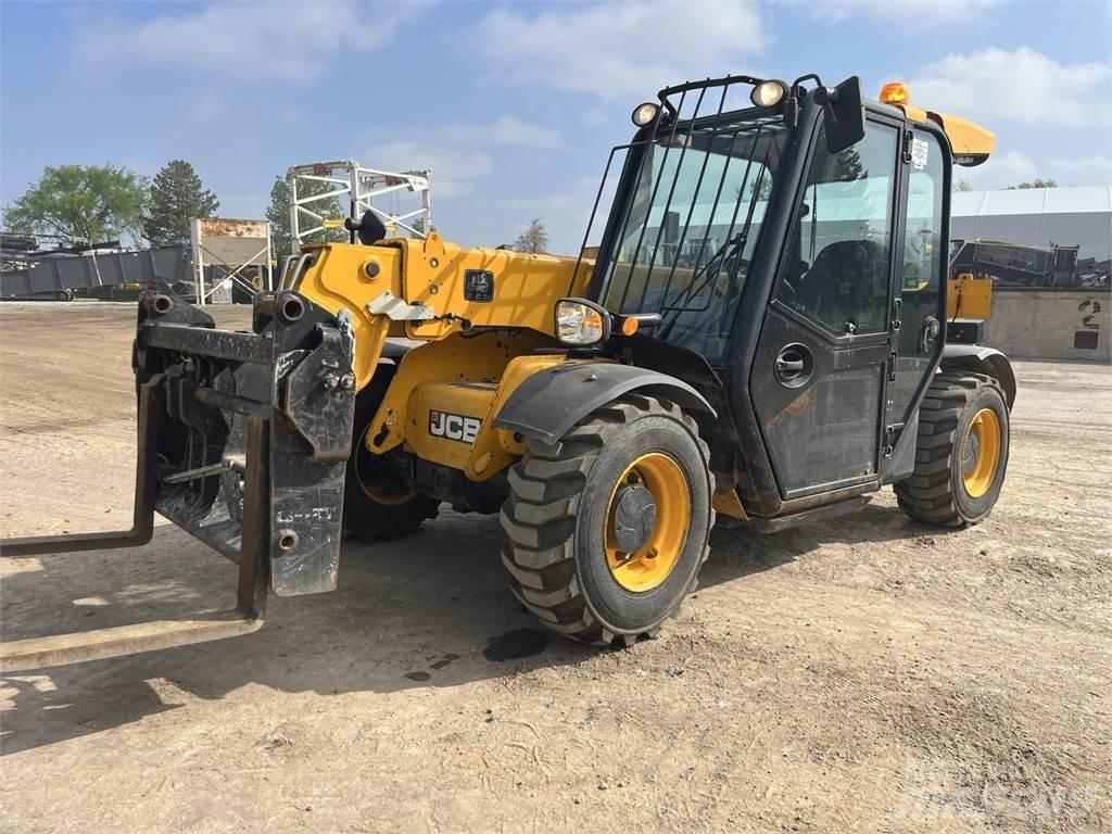 JCB 525-60 Teleskopiniai krautuvai