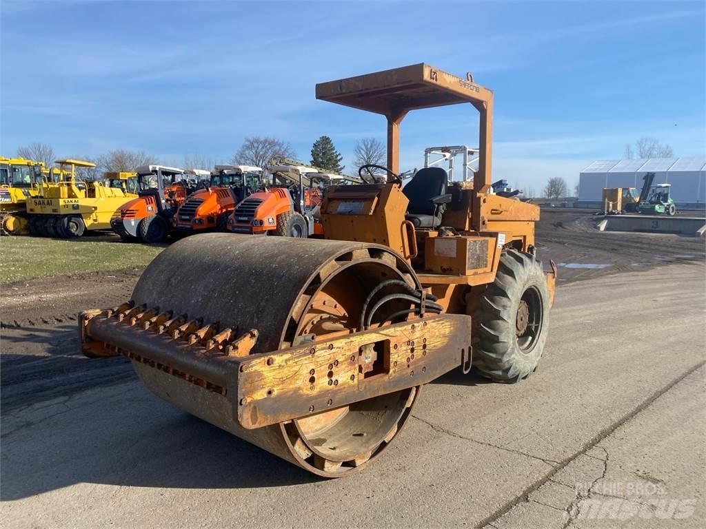 Sakai SV70T Atliekų presai