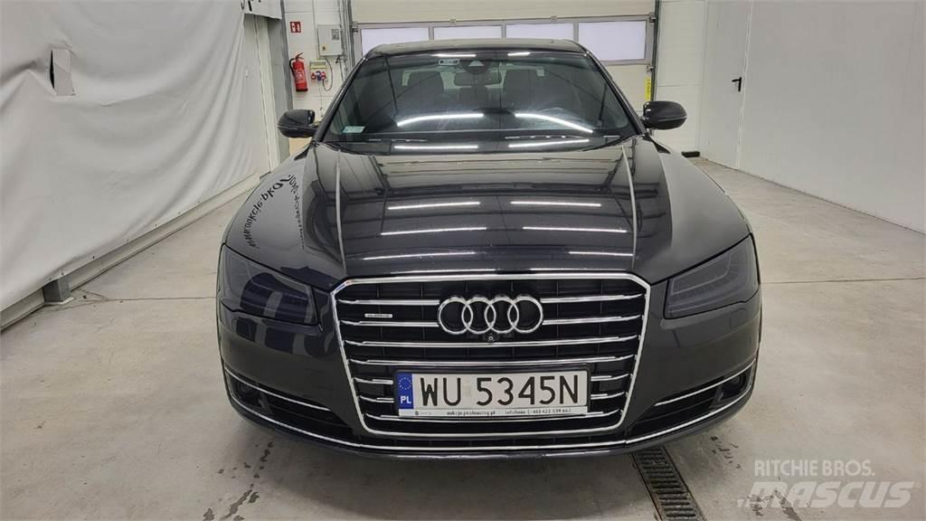 Audi A8 Lengvieji automobiliai