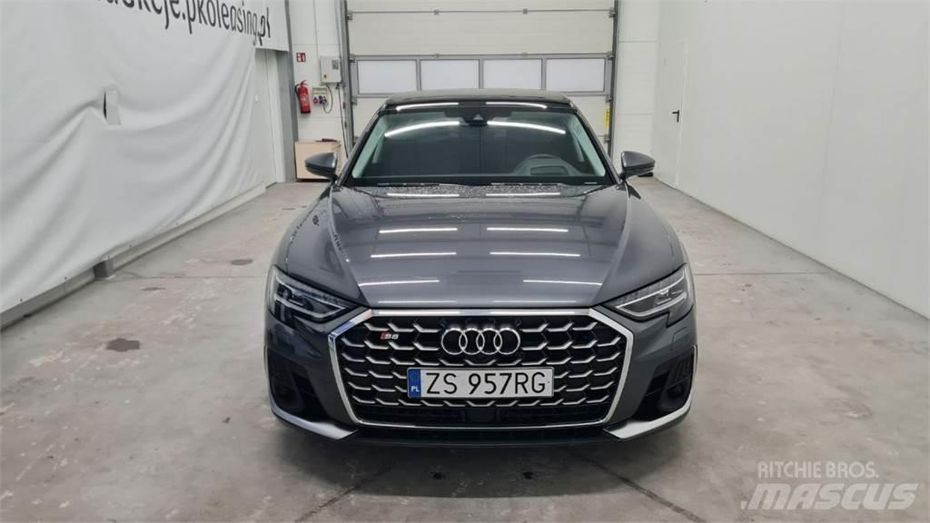 Audi S8 Lengvieji automobiliai