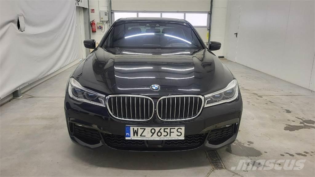 BMW 740 Lengvieji automobiliai