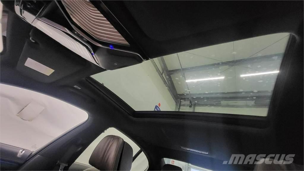 BMW 740 Lengvieji automobiliai