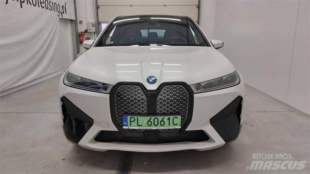 BMW iX Lengvieji automobiliai
