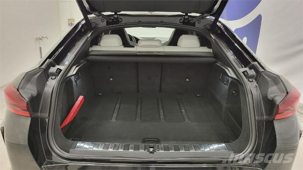 BMW X6 M Lengvieji automobiliai