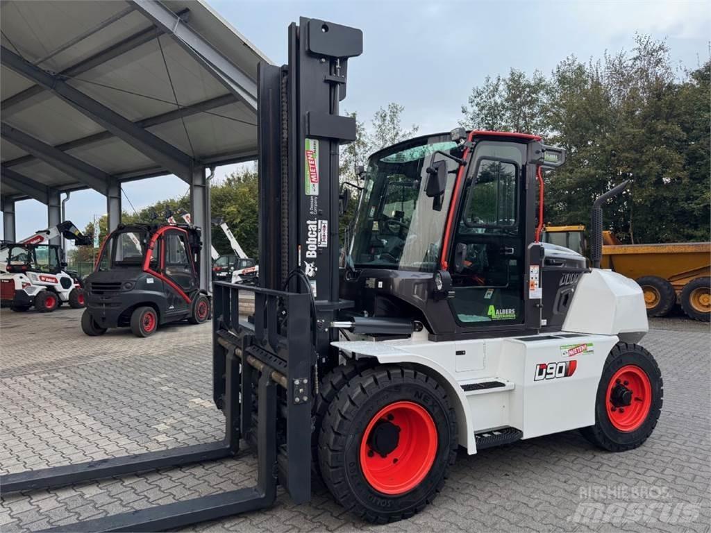 Bobcat D 90 S 9 Dyzeliniai krautuvai