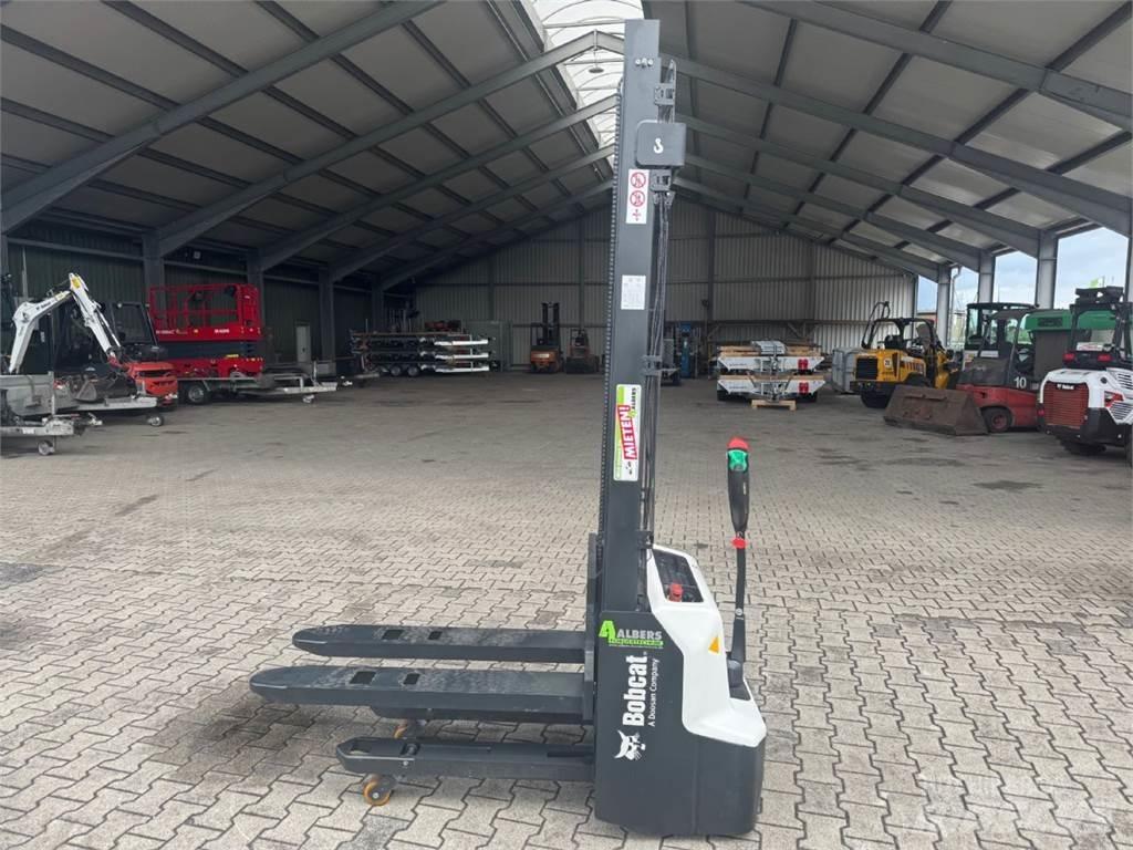 Bobcat LSM12N-7 i Rankiniai vėžimėliai