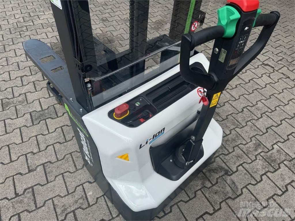 Bobcat LSM12N-7 i Rankiniai vėžimėliai