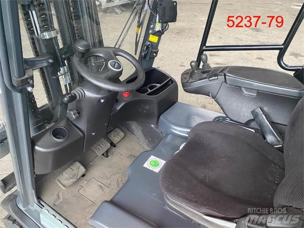 Linde E 18 L 02 EVO Elektriniai šakiniai krautuvai