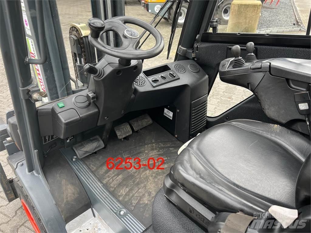Linde H 30 T 02 EVO LPG (dujiniai) krautuvai