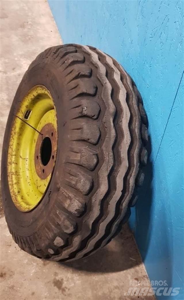  15 10.0/75-15 Padangos, ratai ir ratlankiai