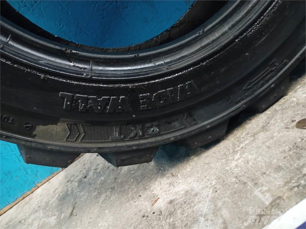  15 27X8.50-15 Padangos, ratai ir ratlankiai