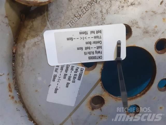 15 6LBx15 Padangos, ratai ir ratlankiai