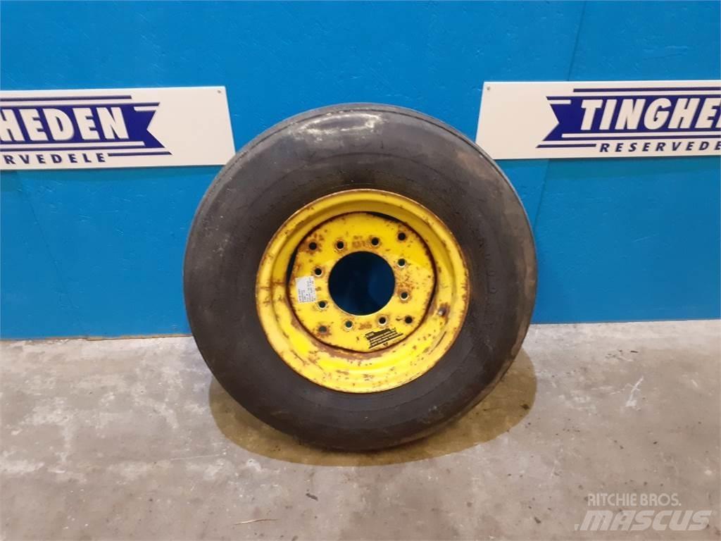  16 7.50-16 Padangos, ratai ir ratlankiai