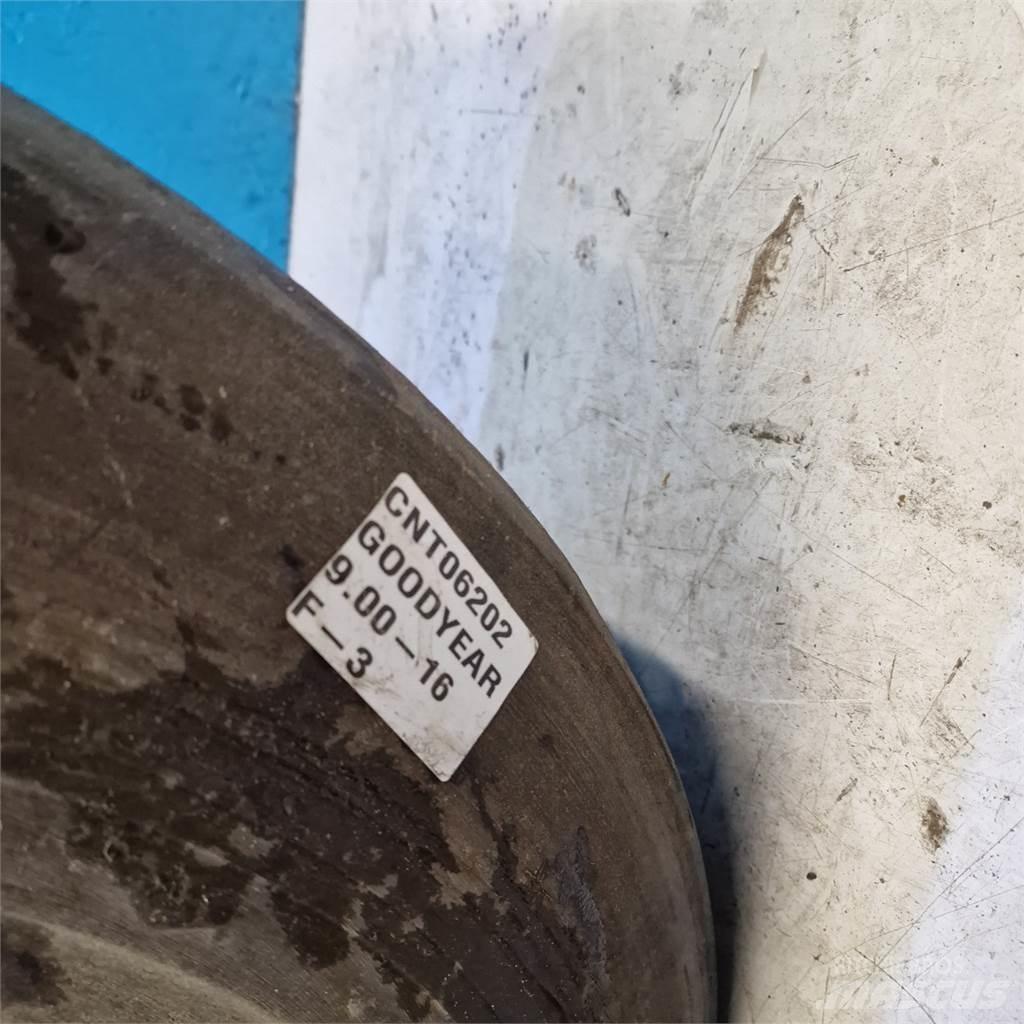  16 9.00-16 Padangos, ratai ir ratlankiai