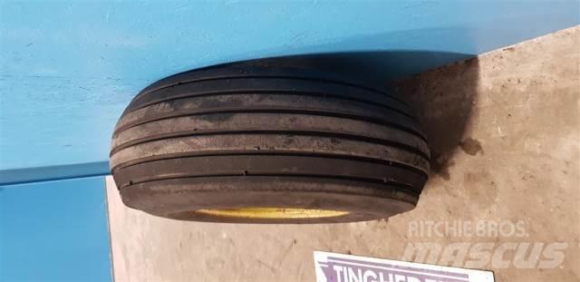  17 13.5/75-17 Padangos, ratai ir ratlankiai
