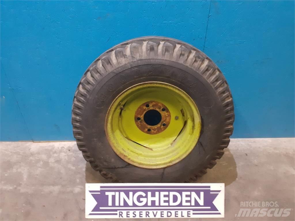 18 12.5/80-18 Padangos, ratai ir ratlankiai