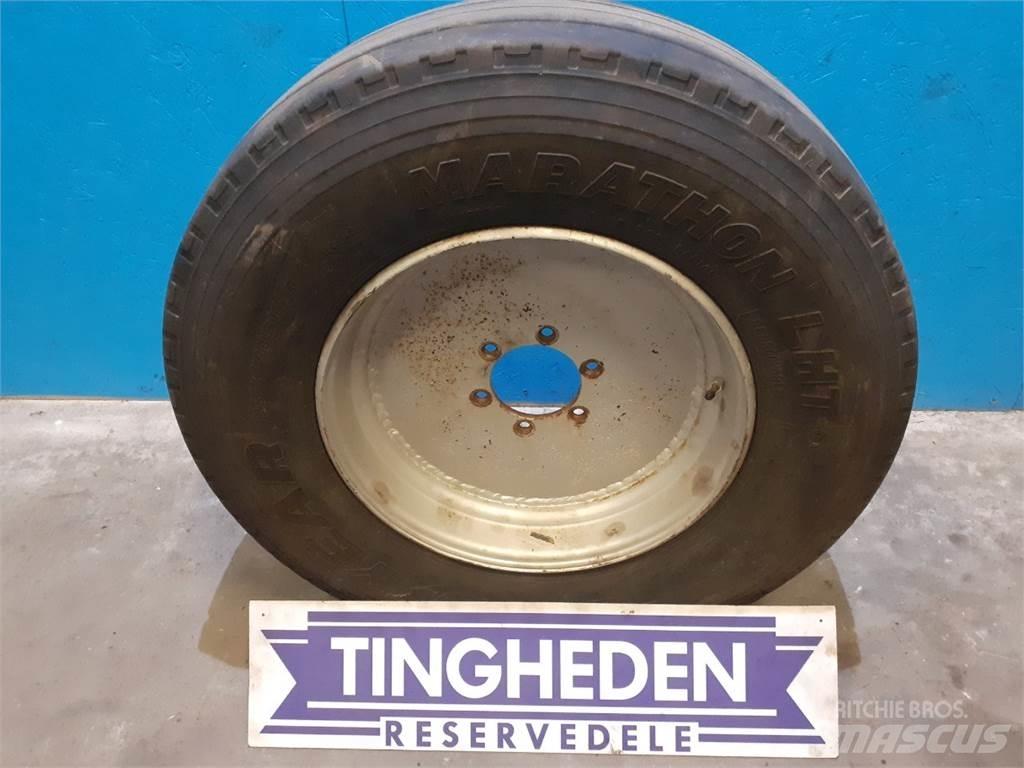  19.5 285/70R19.5 Padangos, ratai ir ratlankiai