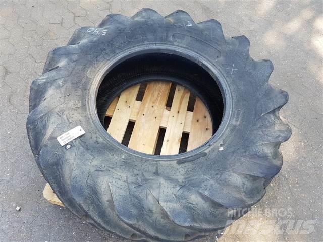  24 15.5/80R24 Padangos, ratai ir ratlankiai