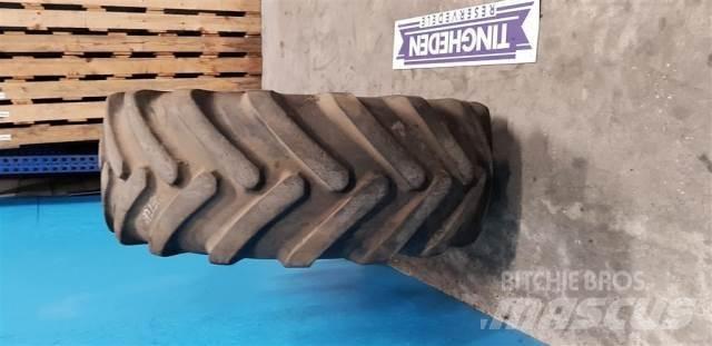  24 17.5R24 Padangos, ratai ir ratlankiai