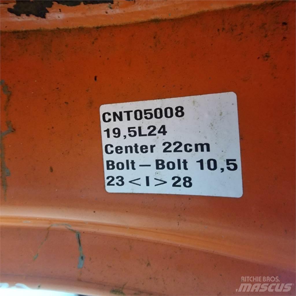  24 19.5L24 Padangos, ratai ir ratlankiai