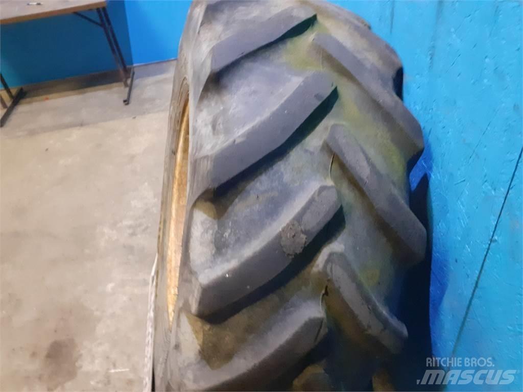  24 460/70R24 Padangos, ratai ir ratlankiai