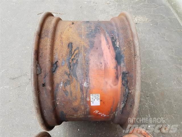  24 W15LX24 Padangos, ratai ir ratlankiai