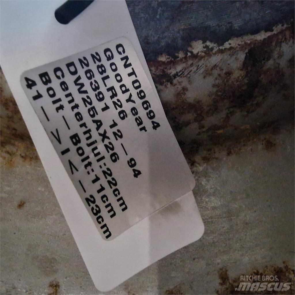  26 28 LR 26 Padangos, ratai ir ratlankiai