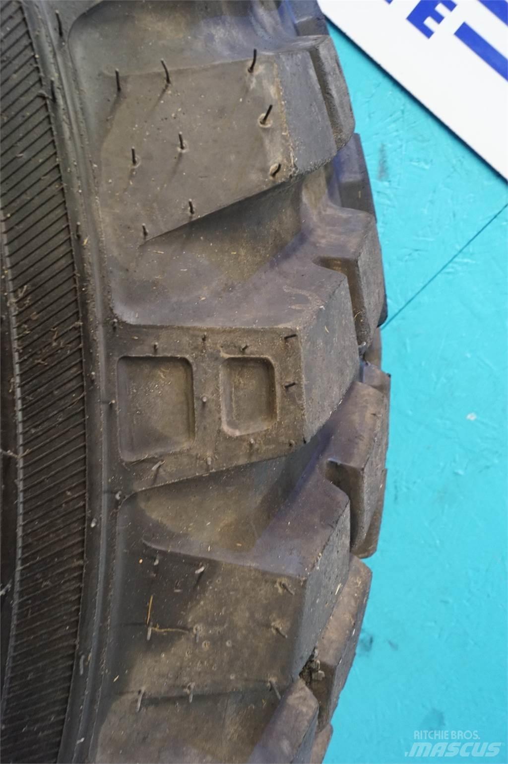  28 440/80R28 Padangos, ratai ir ratlankiai