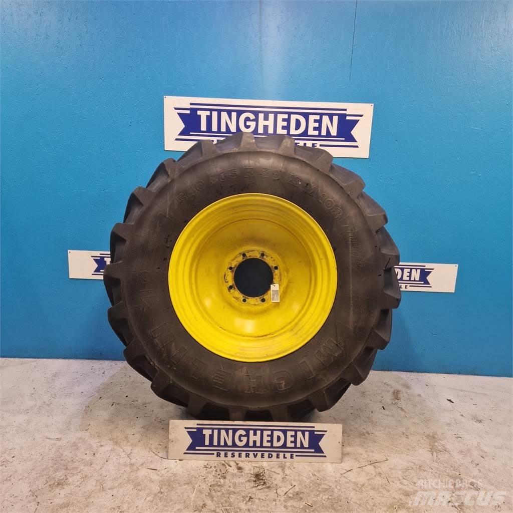  30 540/65 R30 Padangos, ratai ir ratlankiai