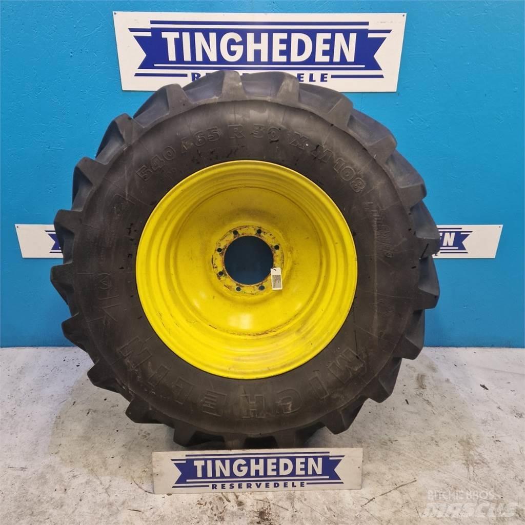  30 540/65 R30 Padangos, ratai ir ratlankiai