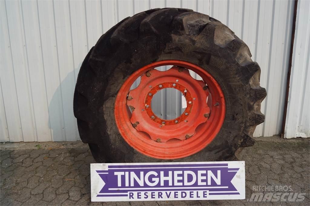  30 540/65R30 Padangos, ratai ir ratlankiai