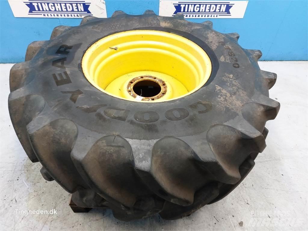  32 650/75 R32 Padangos, ratai ir ratlankiai