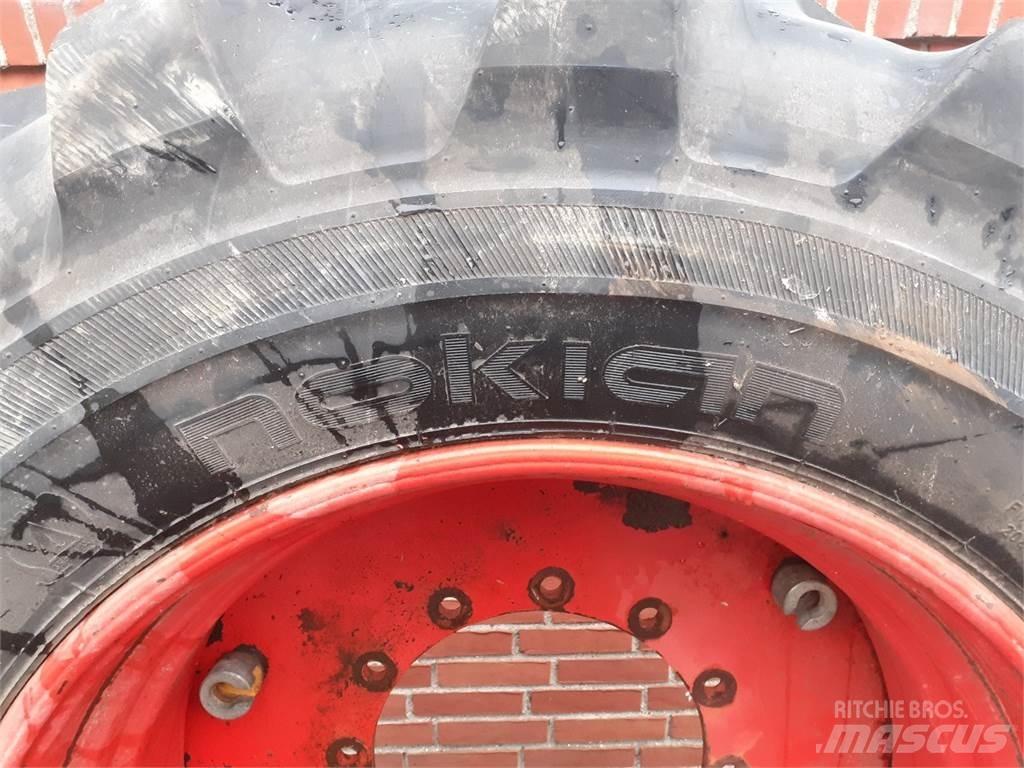  34 600/65R34 Padangos, ratai ir ratlankiai