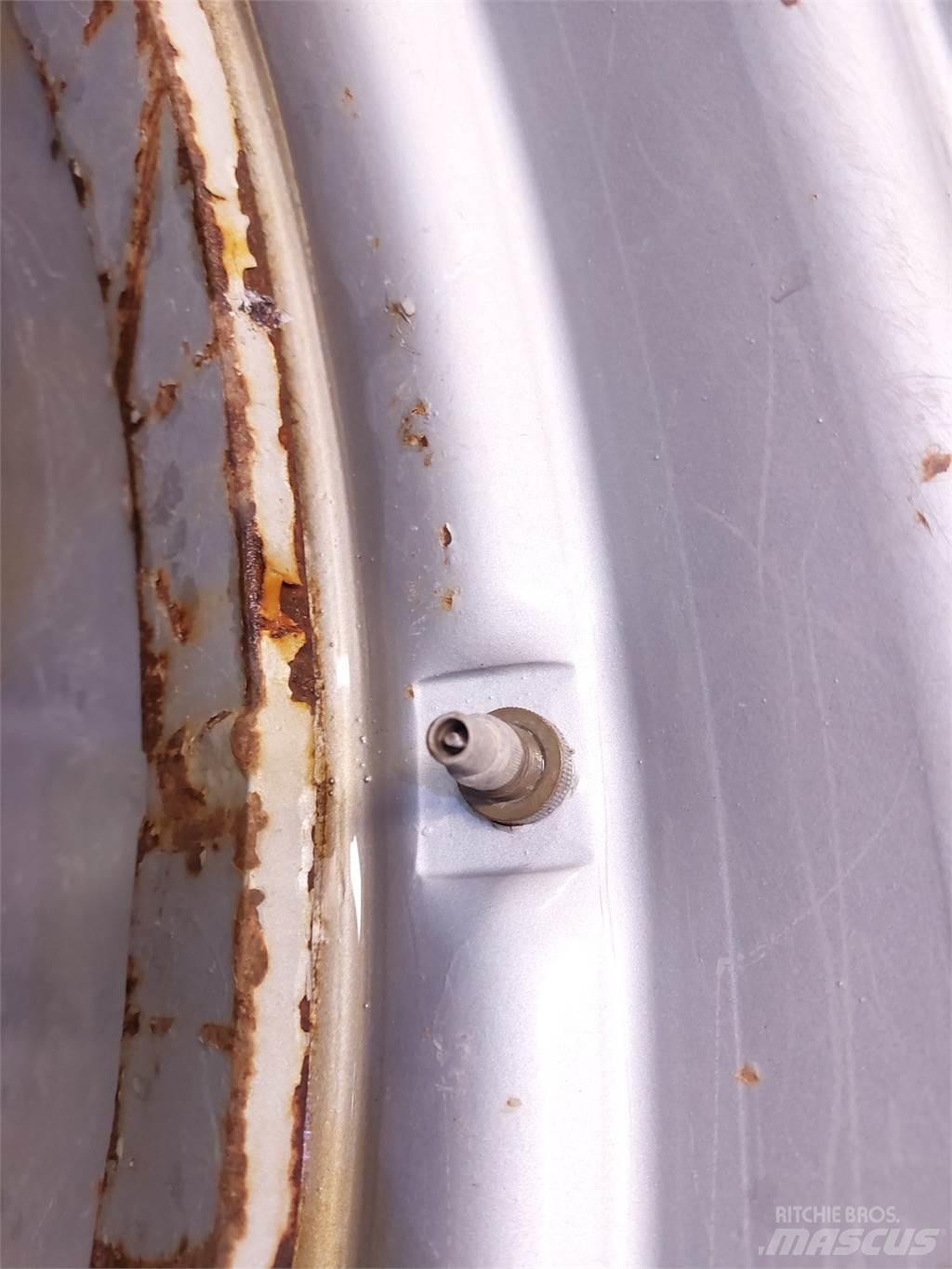  42 650/65 R42 Padangos, ratai ir ratlankiai