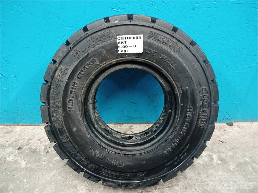  8 5.00-8 Padangos, ratai ir ratlankiai