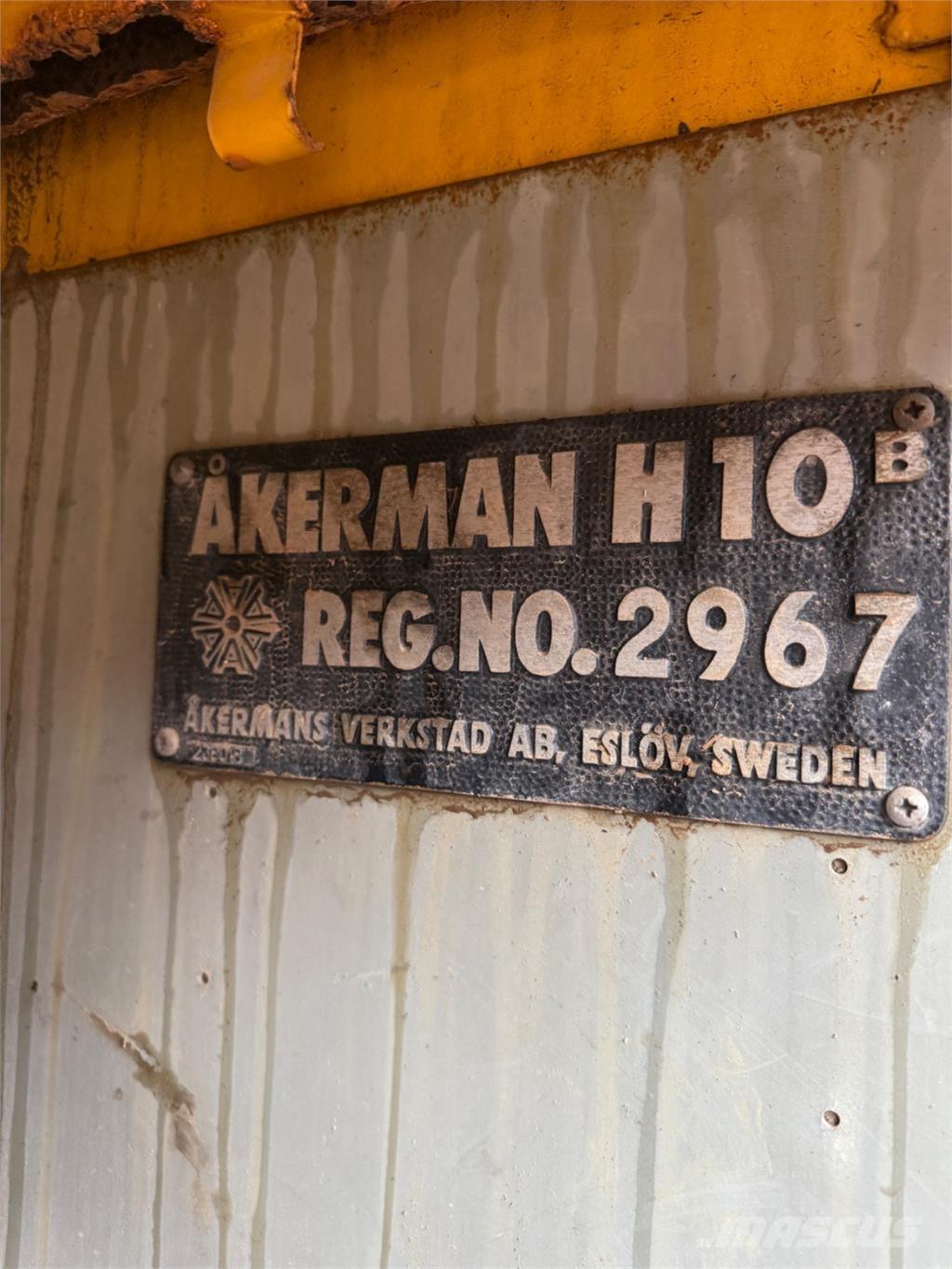 Åkerman H10B Vikšriniai ekskavatoriai