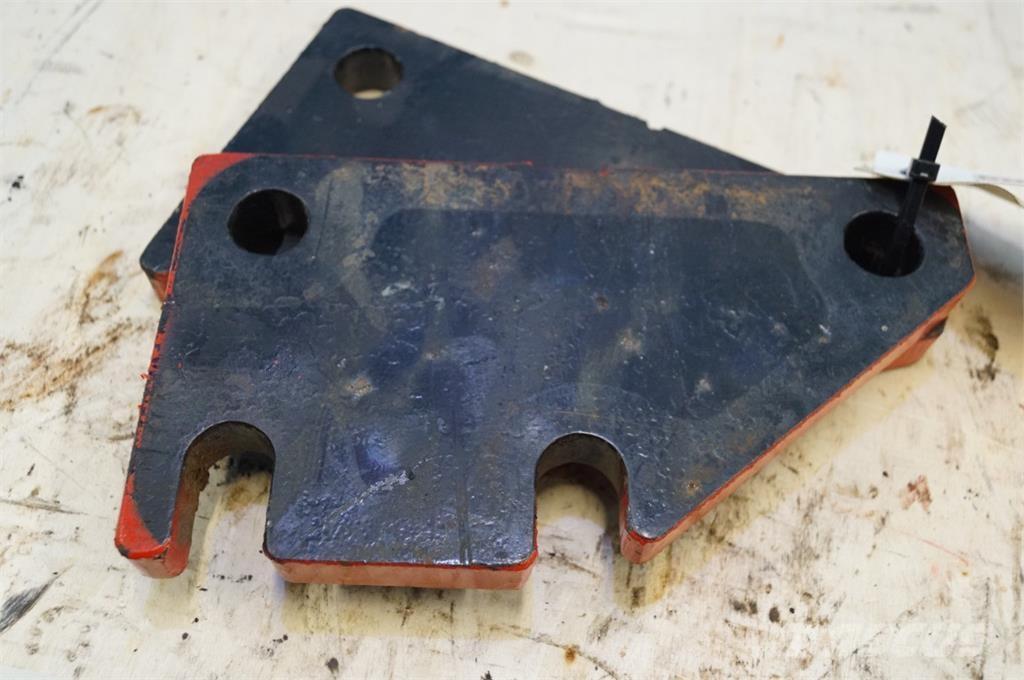 CASE  Derliaus nuėmimo kombainų priedai