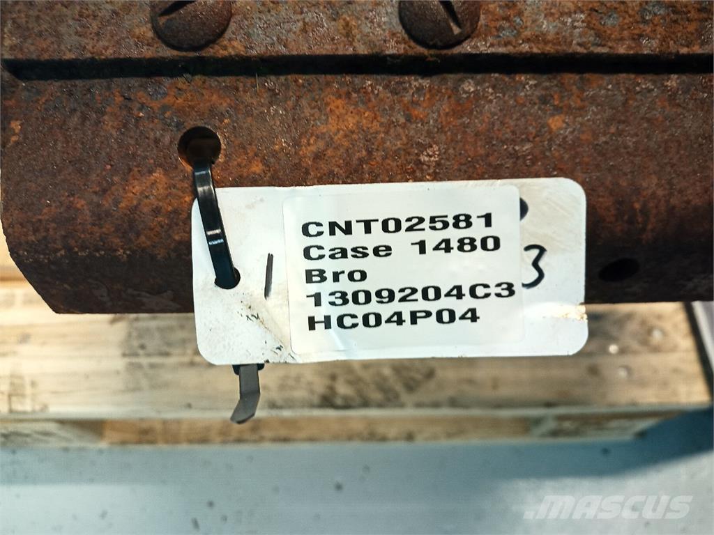 CASE 1480 Derliaus nuėmimo kombainų priedai