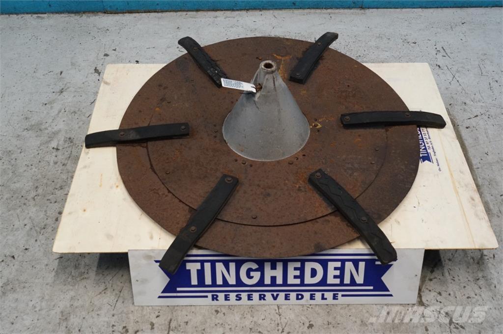 CASE 1620 Derliaus nuėmimo kombainų priedai