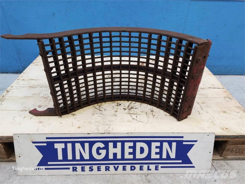 CASE 1620 Derliaus nuėmimo kombainų priedai