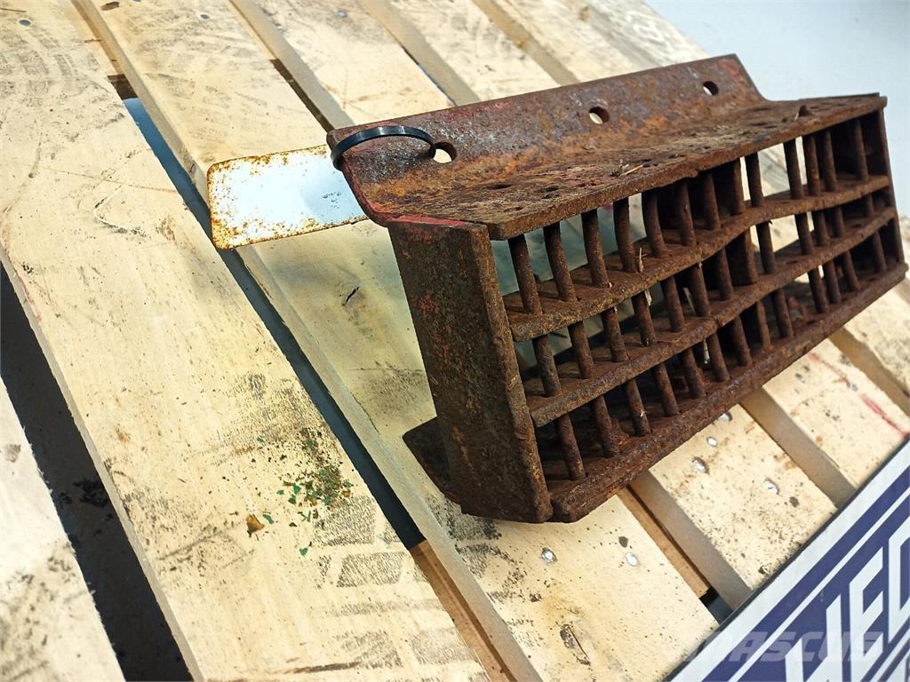 CASE 1640 Derliaus nuėmimo kombainų priedai