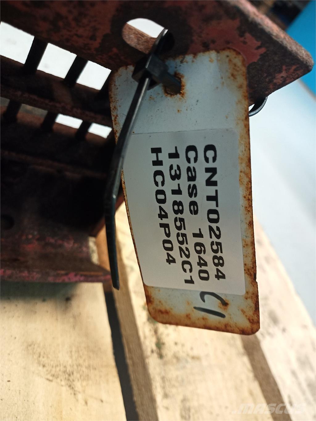 CASE 1640 Derliaus nuėmimo kombainų priedai