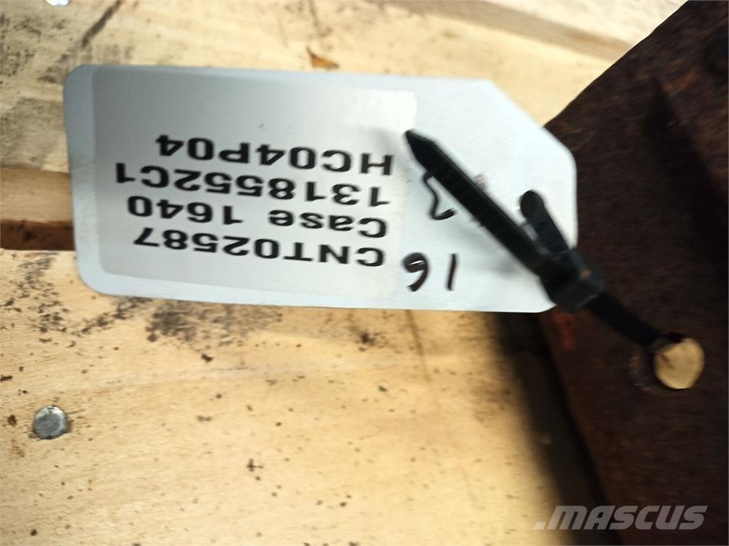 CASE 1640 Derliaus nuėmimo kombainų priedai