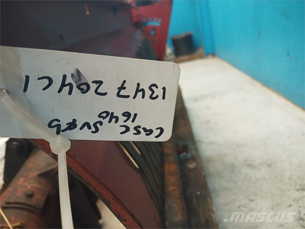 CASE 1640 Derliaus nuėmimo kombainų priedai