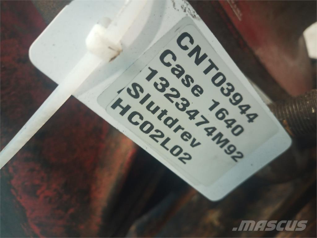 CASE 1640 Derliaus nuėmimo kombainų priedai